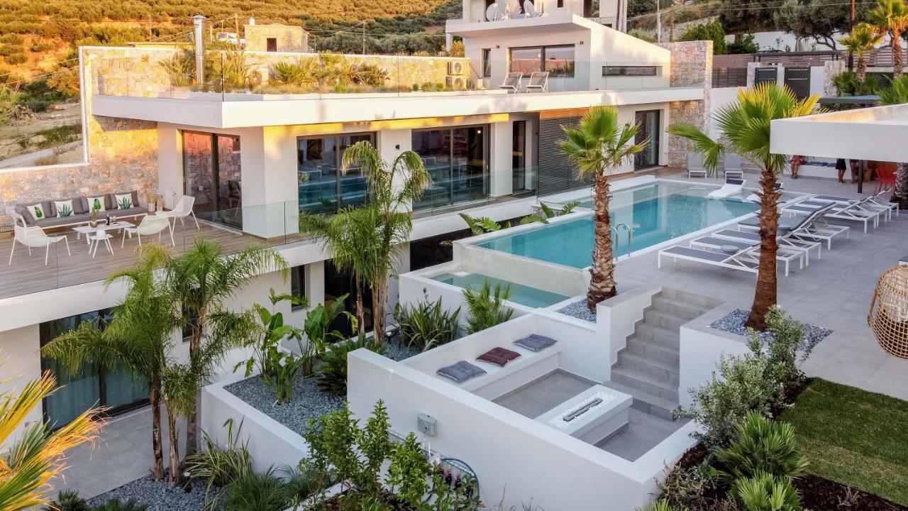 Villa Lydia I Superb Views, Two Pools, Next To The City Kíssamos Buitenkant foto