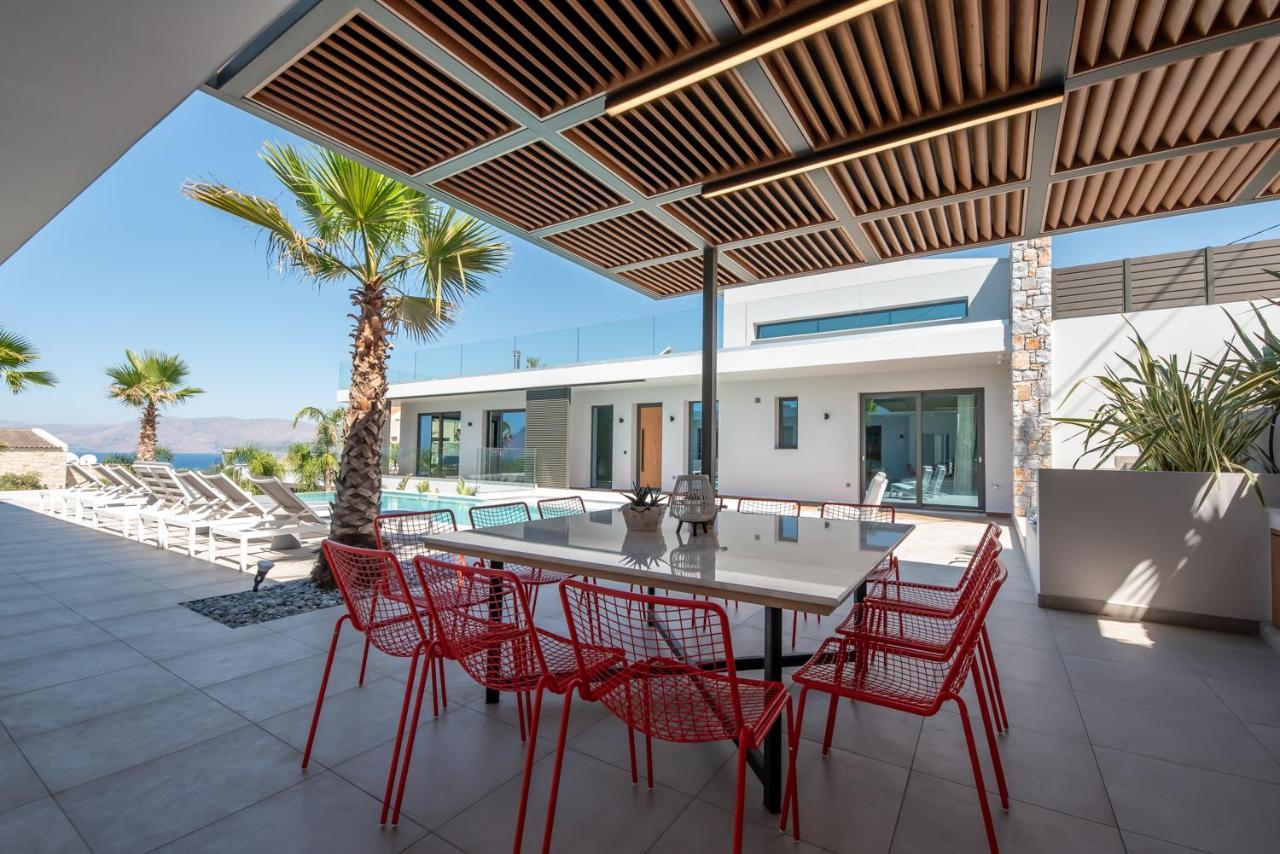 Villa Lydia I Superb Views, Two Pools, Next To The City Kíssamos Buitenkant foto
